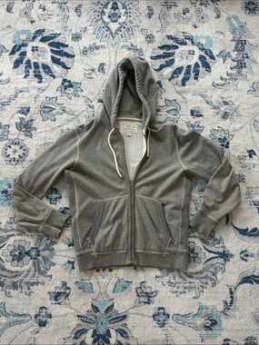 American Eagle Outfitters Men's Gray Zip-Up Hoodie